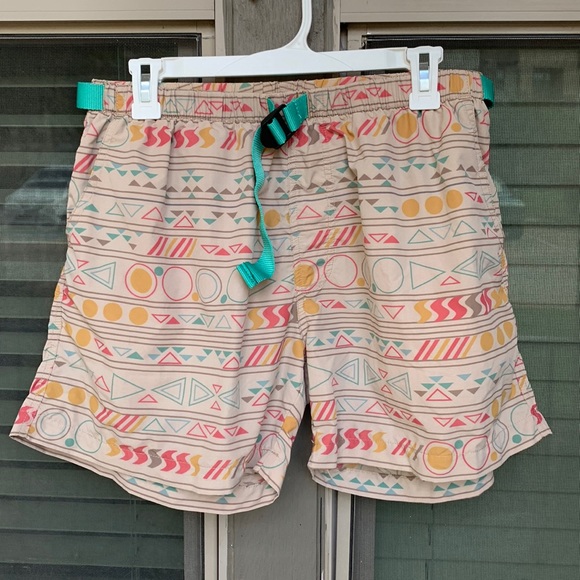 chubbies Other - Chubbies belted shorts 5” XL tan green lightweight nylon